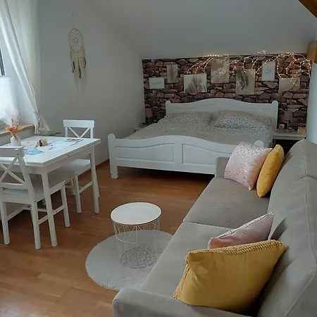 Homew4 - Sonnenschein Apartment