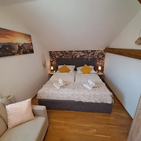 Homew4 - Sonnenschein Appartamento *