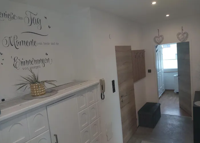 Homew4 - Sonnenschein アパート *