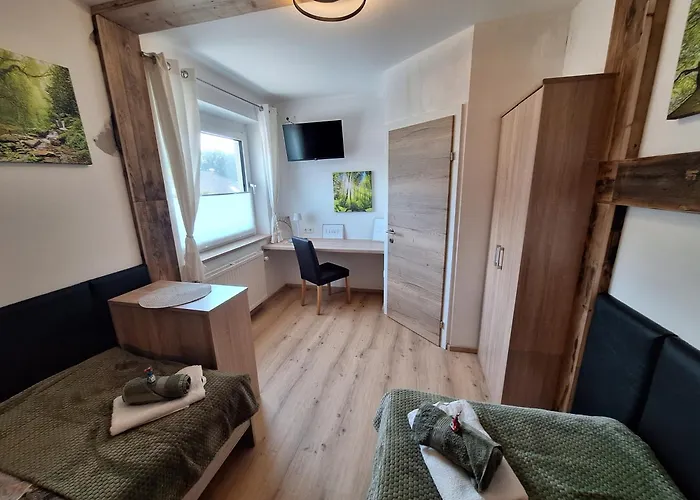 Homew4 - Sonnenschein דירה *